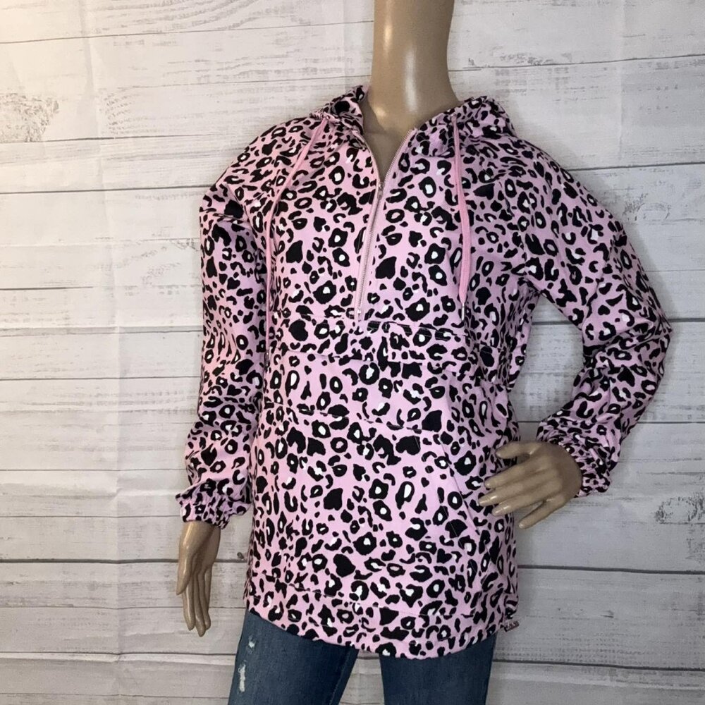 NWOT Pink Leopard Print Pullover w/Hood